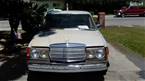 1983 Mercedes 240D Picture 3