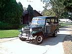 1953 Willys Overland Wagon Picture 3