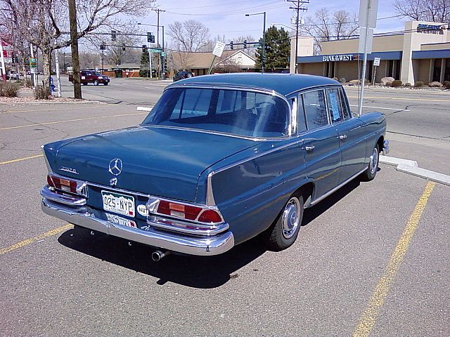 1962 Mercedes 220 #2