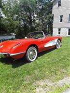 1960 Chevrolet Corvette Picture 3