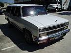 1991 Chevrolet Suburban Picture 3