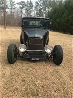 1930 Ford Model A Picture 3