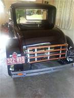 1930 Ford Model A Picture 3