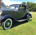 1932 Ford 3 Window Coupe Picture 3