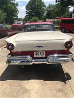 1957 Ford Fairlane Picture 3