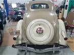 1936 Ford Deluxe Picture 3