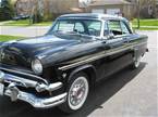 1954 Ford Crestline Picture 3