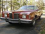 1975 Pontiac Grand Prix Picture 3