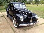 1940 Ford Standard Coupe Picture 3