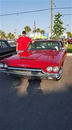 1965 Ford Thunderbird Picture 3