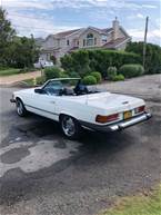 1982 Mercedes 380SL Picture 3