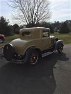 1929 Pontiac 3 Window Coupe Picture 3