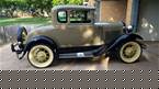 1930 Ford Model A Picture 3