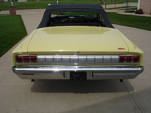 Oldsmobile toronado wisconsin car show