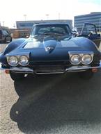 1963 Chevrolet Corvette Picture 4