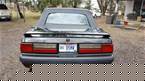1990 Ford Mustang Picture 4