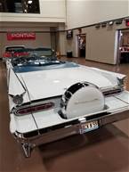 1959 Pontiac Bonneville Picture 4