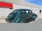 1935 Chrysler Air Flow Picture 4