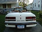 1990 Pontiac Sunbird Picture 4