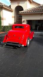 1932 Ford 3 Window Coupe Picture 4