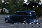 1933 Ford Sedan Picture 4