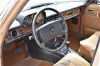 1975 Mercedes 300D Picture 4