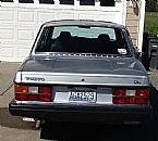 1985 Volvo 240DL Picture 4