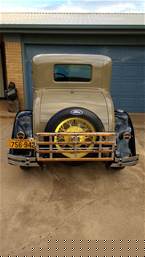 1930 Ford Model A Picture 4