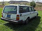 1987 Volvo 240 Picture 4