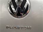 2004 Volkswagen Phaeton Picture 5