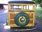 1940 Ford Woodie Picture 5