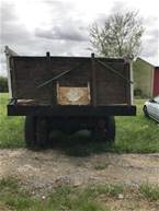 1946 Ford F6 Picture 5