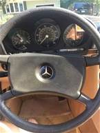 1984 Mercedes 380SL Picture 6