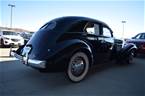 1936 Cord 810 Picture 6