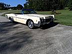 1966 Lincoln Convertible Picture 6