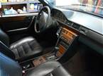 1992 Mercedes 300E Picture 7