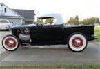 1932 Ford Custom Roadster Picture 7