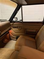 1987 Jeep Grand Wagoneer Picture 8