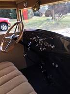 1929 Pontiac 3 Window Coupe Picture 8