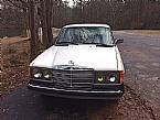 1981 Mercedes 240D Picture 8